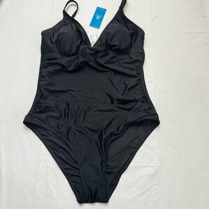 NWT Cupshe black one piece‎ swimsuit size L